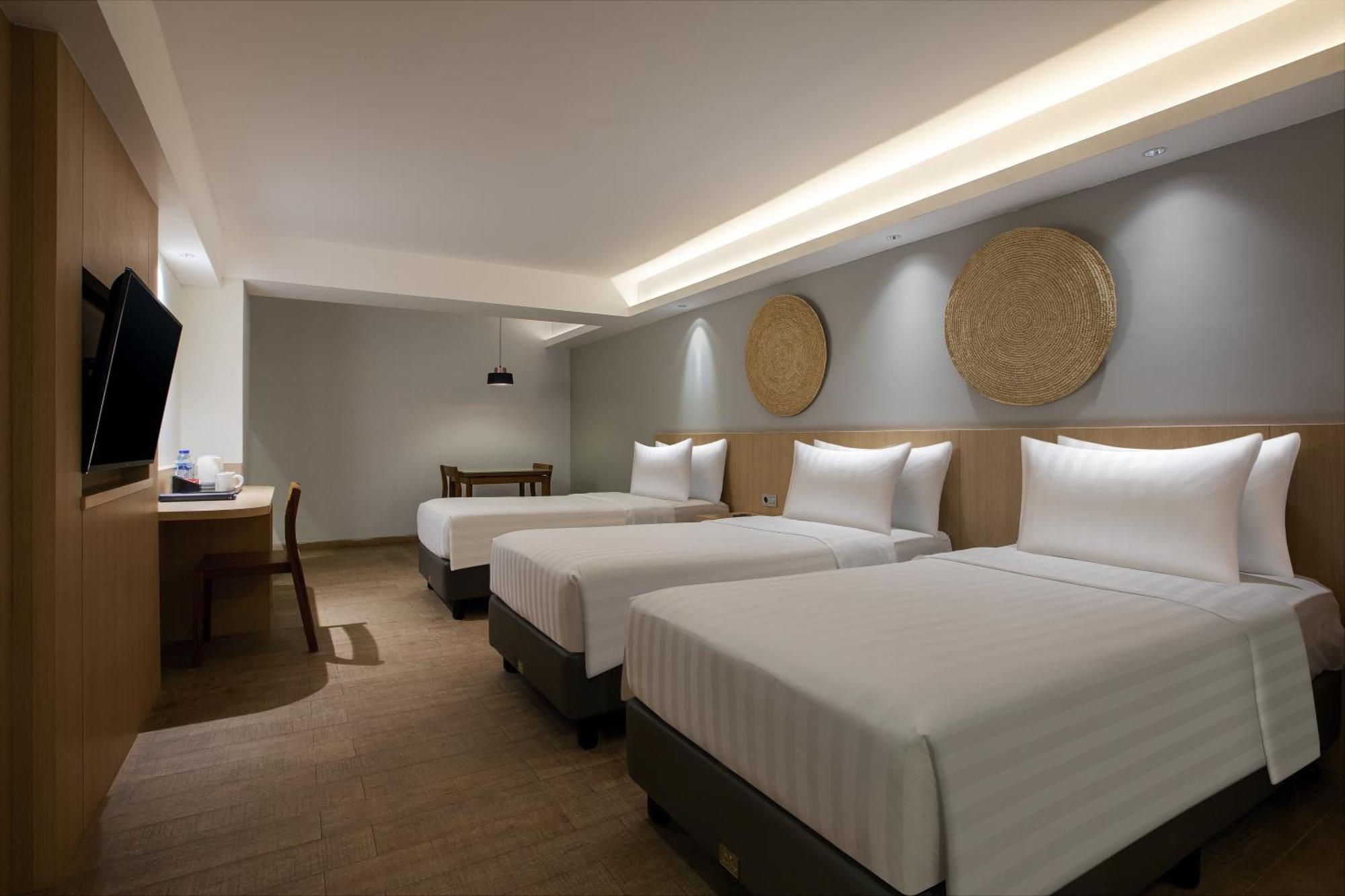 Aveta Hotel Malioboro Yogyakarta Extérieur photo