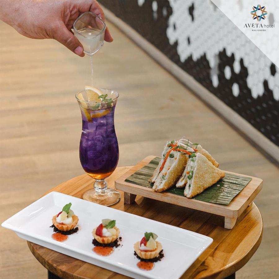 Aveta Hotel Malioboro Yogyakarta Extérieur photo
